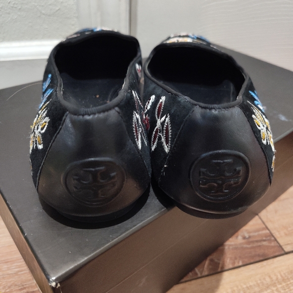Tory Burch Navy Floral Embroidered Flats - Picture 7 of 10